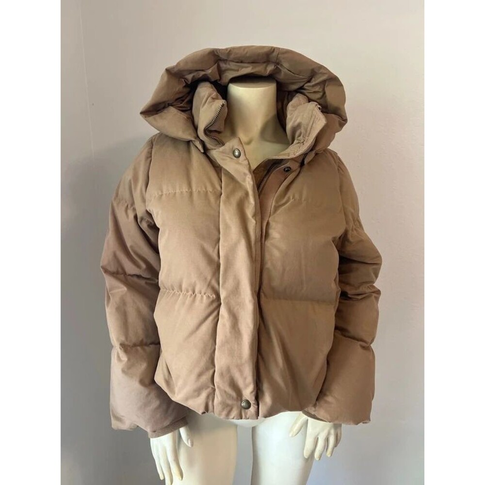Banana Republic Alps Oversized Tan Puffer Jacket. Size XS.